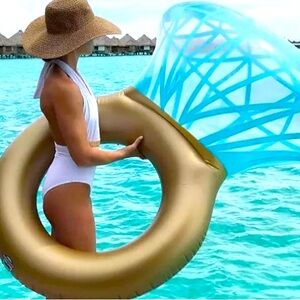Inflatable Swimming Pool Float Diamond Ring/Engagement Water Party Lounge Toy